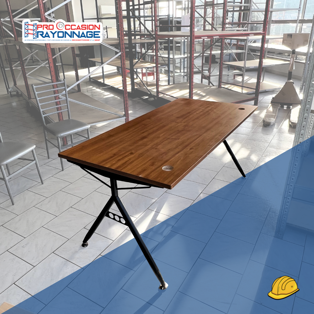 Bureau spécial ordinateur – 3 dimensions au choix 