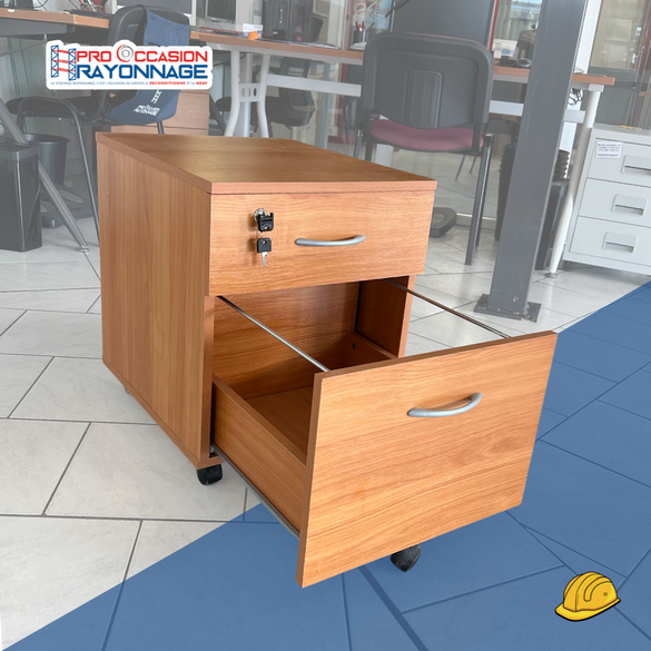 Meubles de bureau sur roulettes